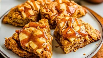 Apple Cinnamon Scones