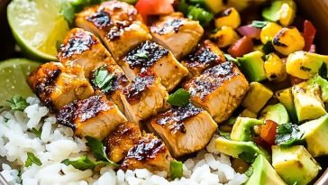 Honey Chipotle Chicken Rice Bowls Recipe
