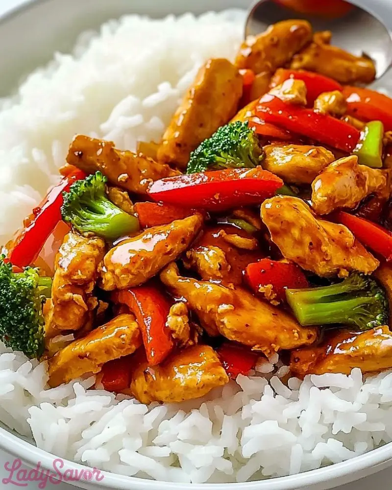 Spicy Garlic Chicken Stir Fry with Rice Spicy Garlic Chicken Stir Fry with Rice