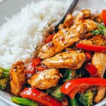 Spicy Garlic Chicken Stir Fry with Rice Spicy Garlic Chicken Stir Fry with Rice2