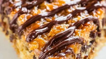 Best Samoas Cookie Pie