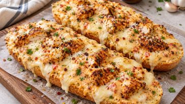 Cajun Chicken Garlic Bread