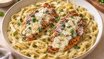 Creamy Chicken Pesto Pasta