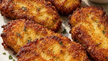 Crispy Garlic Parmesan Hash Browns
