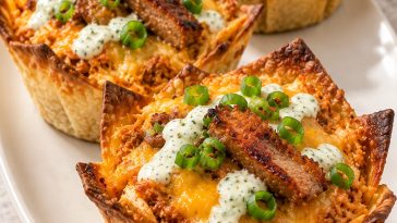 Garlic Butter Philly Cheesesteak Cups