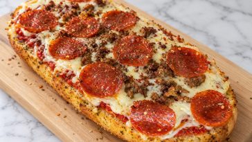 Italian Sausage & Pepperoni Garlic Bread Pizza